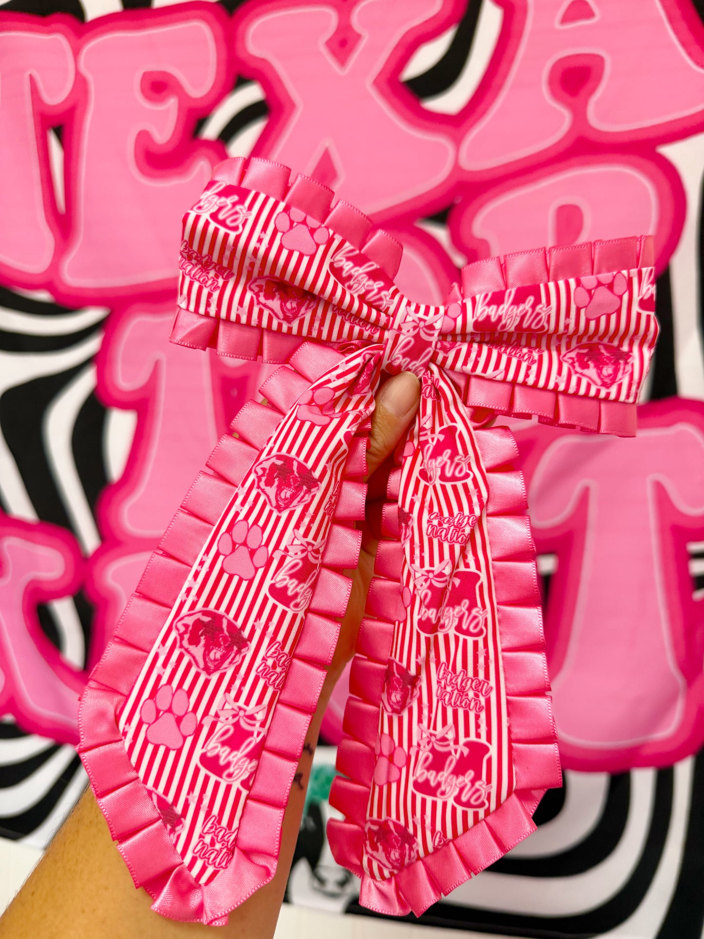 pinkout MERKEL XL bow