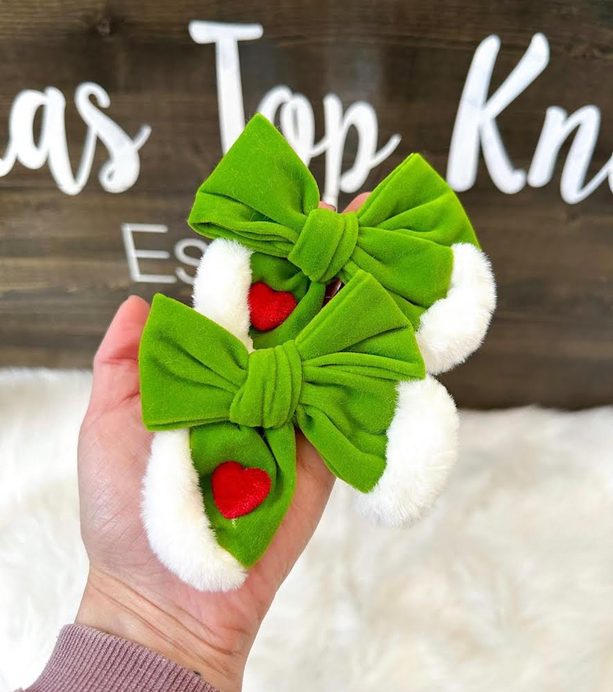 Green one with heart piggie set