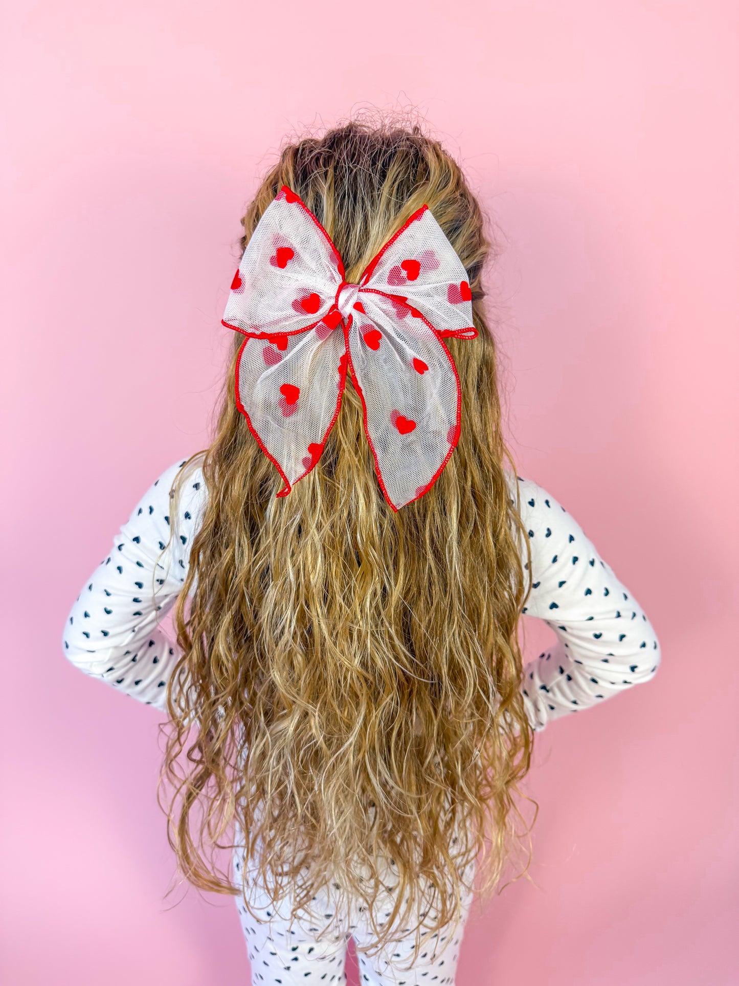 mesh hearts big bow