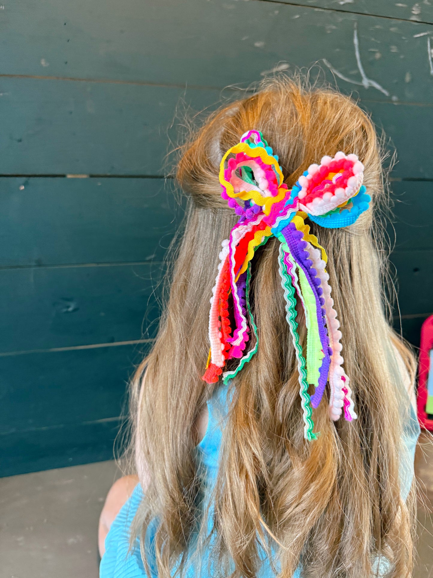 NEON WILD BOW