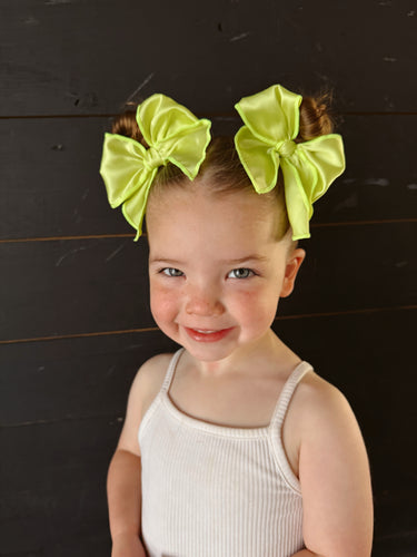 neon yellow silk piggies